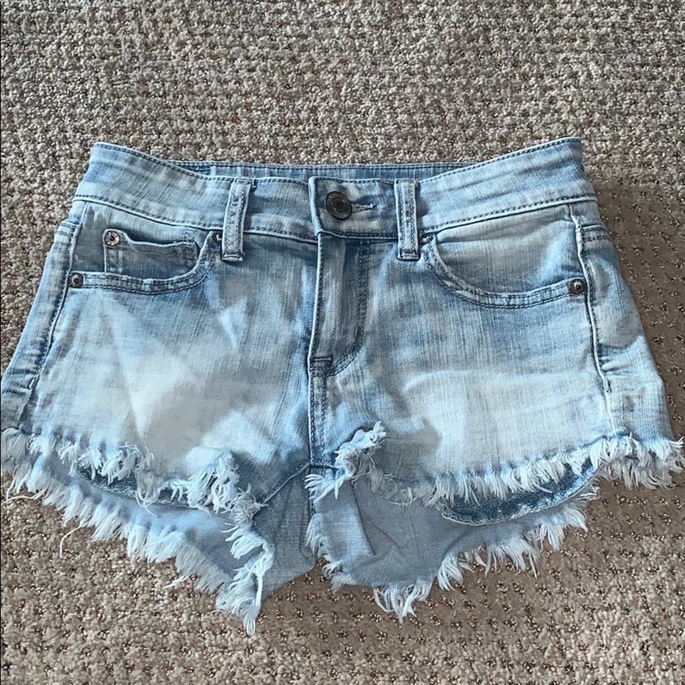 American Eagle shorts!